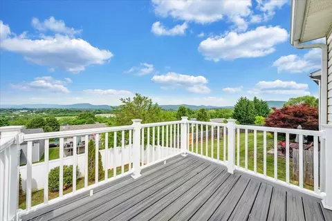 4818 Golfview Dr NE, Roanoke, VA 24019 photo 40