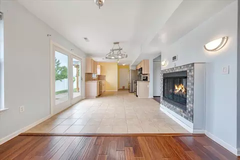 4818 Golfview Dr NE, Roanoke, VA 24019 photo 9