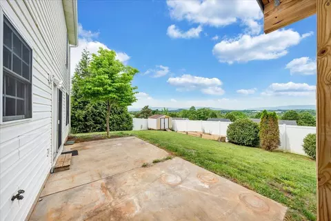4818 Golfview Dr NE, Roanoke, VA 24019 photo 47