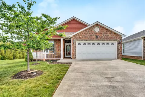 1031 Big Ben Dr, Roanoke, VA 24019