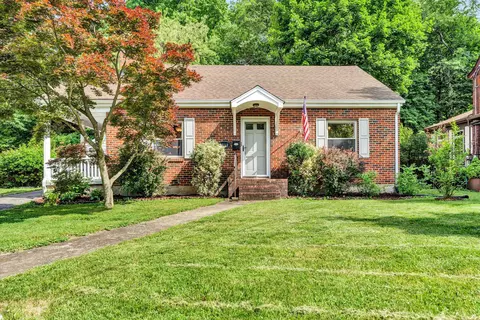 2018 York Rd SW, Roanoke, VA 24015