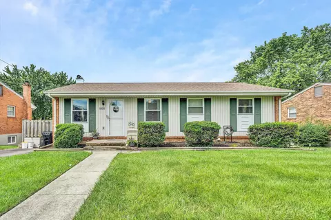 5620 Cove Rd, Roanoke, VA 24019