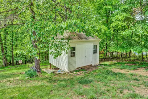 108 View Dr, Goodview, VA 24095 photo 20