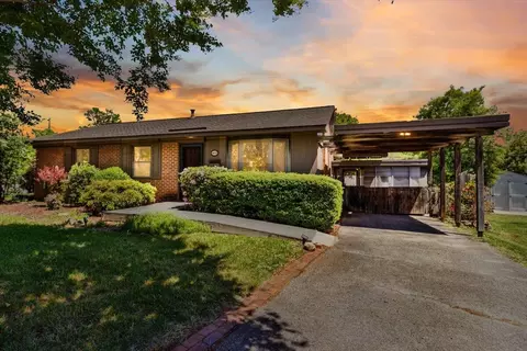 4415 Harford Cir NW, Roanoke, VA 24012