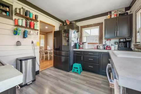 Kitchen - 3720 Shiloh, Pulaski, VA 24301 photo 4 of 6