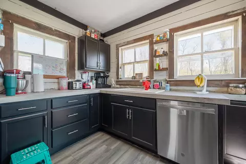 Kitchen - 3720 Shiloh, Pulaski, VA 24301 photo 3 of 6