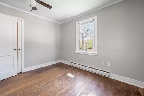 Bedroom - 3720 Shiloh, Pulaski, VA 24301 photo 10 of 11