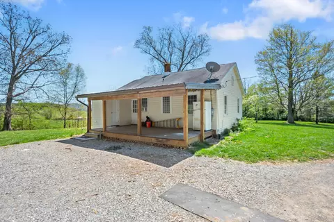 Exterior - 3720 Shiloh, Pulaski, VA 24301 photo 30 of 32