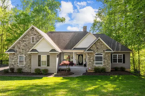 185 Virginia Key Ln, Union Hall, VA 24176