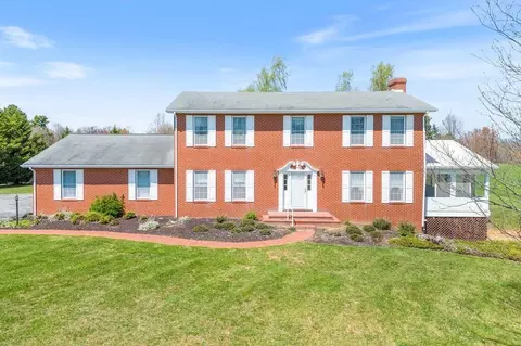 Exterior - 3081 Daniels Run Rd NE, Check, VA 24072 photo 2 of 13