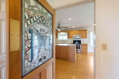 Entry Way - 3081 Daniels Run Rd NE, Check, VA 24072 photo 3 of 7