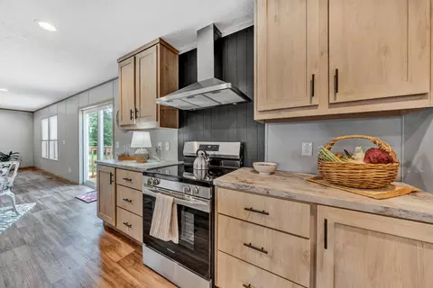 2116 Lipscomb Rd, Moneta, VA 24121 photo 12