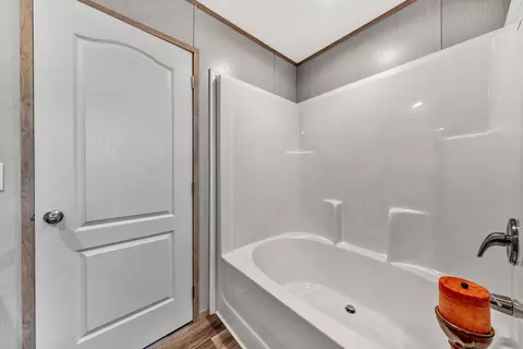 2116 Lipscomb Rd, Moneta, VA 24121 photo 25