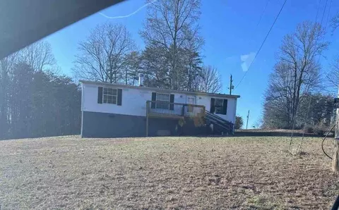 19 Jessica Ave, Bassett, VA 24055