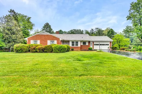 1936 Aberdeen Ave SW, Roanoke, VA 24018