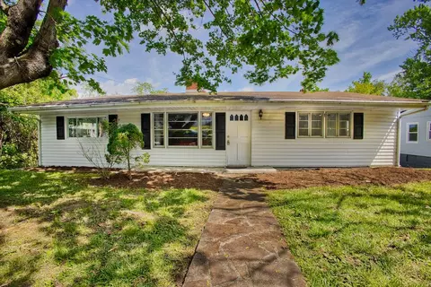 540 Graham St, Pulaski, VA 24301
