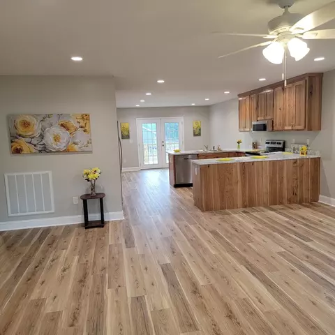Kitchen - 186 Edgewood Dr, Stanleytown, VA 24168 photo 1 of 5