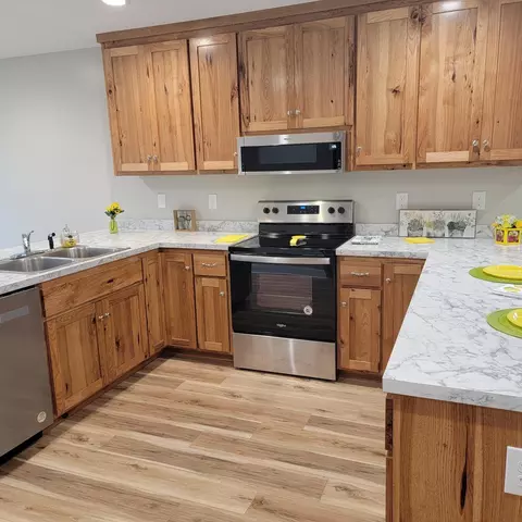 Kitchen - 186 Edgewood Dr, Stanleytown, VA 24168 photo 5 of 5