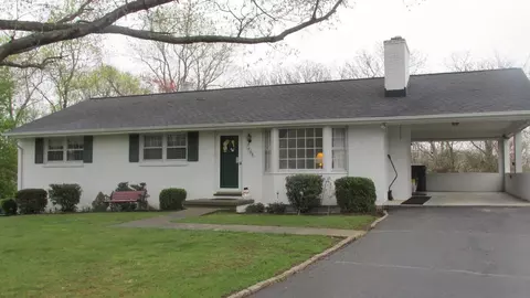 1468 Lakeridge Cir, Troutville, VA 24175