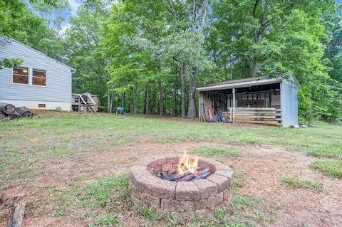 Exterior - 188 Bragg Ave, Rustburg, VA 24588 photo 8 of 14