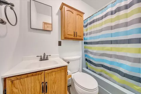Bath - 188 Bragg Ave, Rustburg, VA 24588 photo 3 of 3