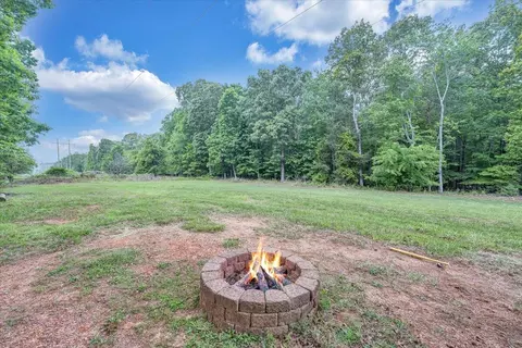 Exterior - 188 Bragg Ave, Rustburg, VA 24588 photo 7 of 14