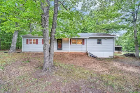 Exterior - 188 Bragg Ave, Rustburg, VA 24588 photo 9 of 14