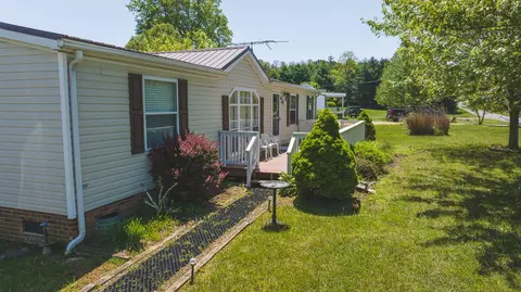 Exterior - 908 Laurel Fork Rd, Laurel Fork, VA 24352 photo 2 of 26