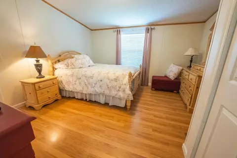 Bedroom - 908 Laurel Fork Rd, Laurel Fork, VA 24352 photo 6 of 6