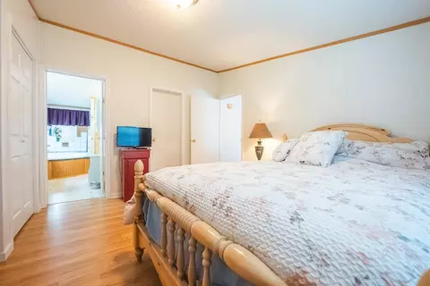 Bedroom - 908 Laurel Fork Rd, Laurel Fork, VA 24352 photo 5 of 6