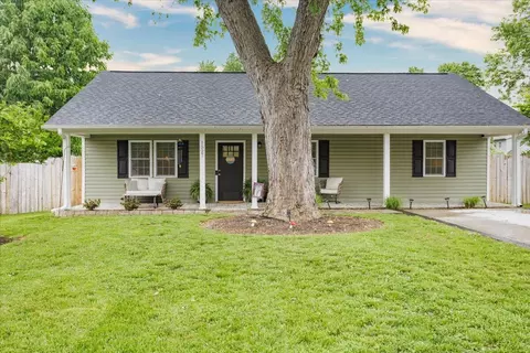 1527 Lenox Ave, Salem, VA 24153