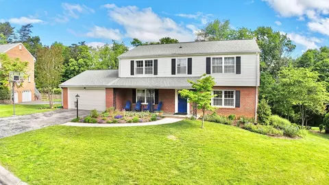 5335 Luwana Dr, Roanoke, VA 24018