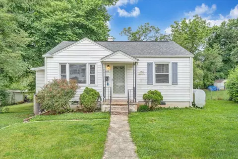 1022 Alview Ave NW, Roanoke, VA 24012