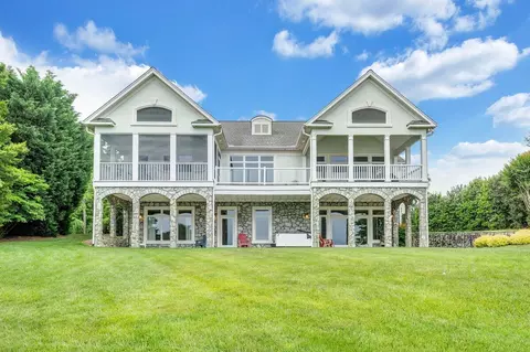244 Pine Bay Dr, Union Hall, VA 24176