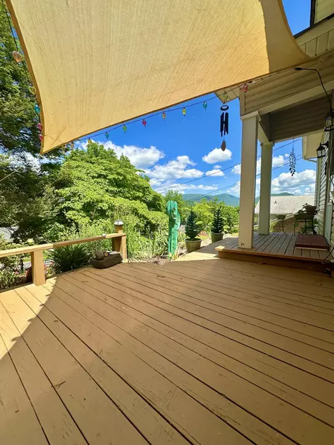 Exterior - 237 E Pennsylvania St, Covington, VA 24426 photo 3 of 19