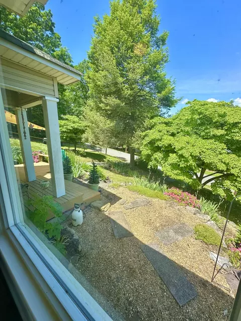 Exterior - 237 E Pennsylvania St, Covington, VA 24426 photo 19 of 19