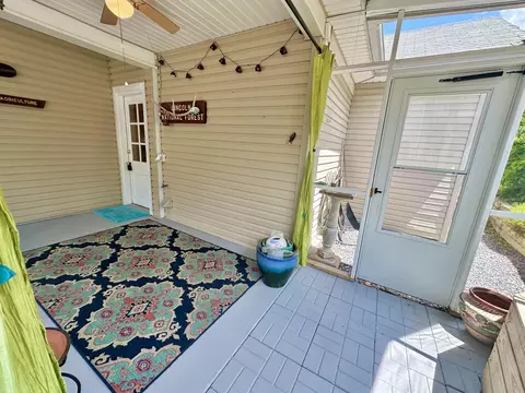 Exterior - 237 E Pennsylvania St, Covington, VA 24426 photo 6 of 19