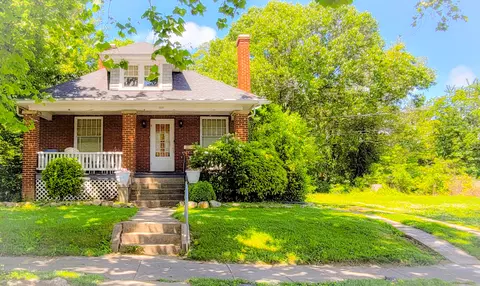 1615 Syracuse Ave NW, Roanoke, VA 24017
