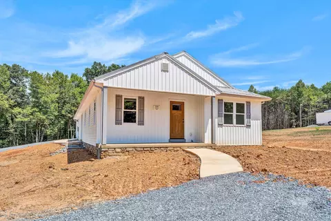 6244 White House Rd, Moneta, VA 24121
