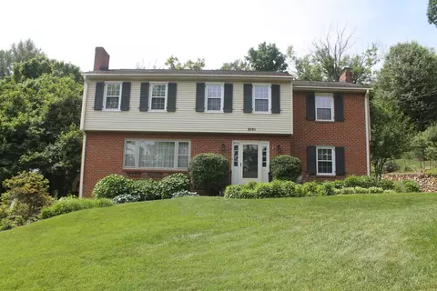 2101 Cantle Ln, Roanoke, VA 24018