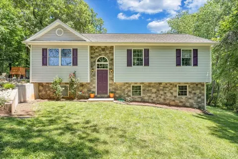 630 Altice Mill Rd, Rocky Mount, VA 24151