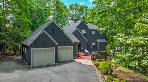 70 Lake Forest Ter, Moneta, VA 24121