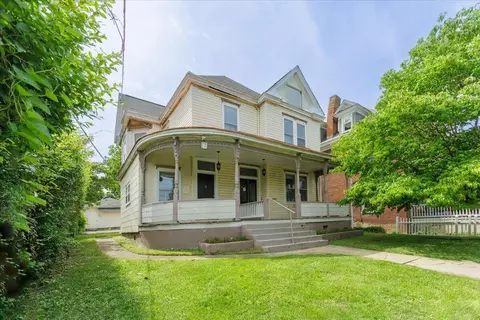 1009 1st St SW, Roanoke, VA 24016