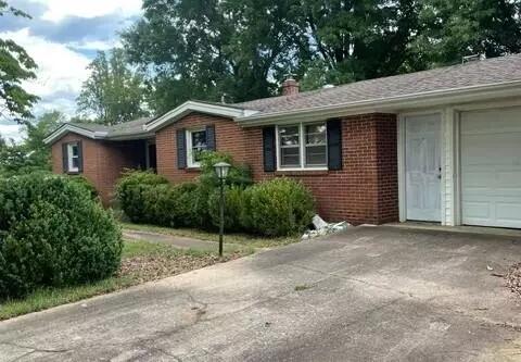 1533 Cox Rd, Ridgeway, VA 24148 photo 3