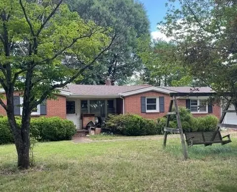 1533 Cox Rd, Ridgeway, VA 24148 photo 2