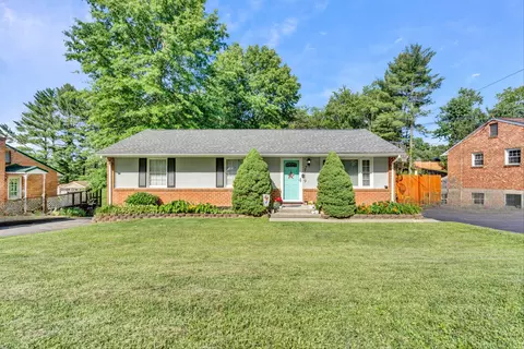 2719 Byron Dr, Roanoke, VA 24019