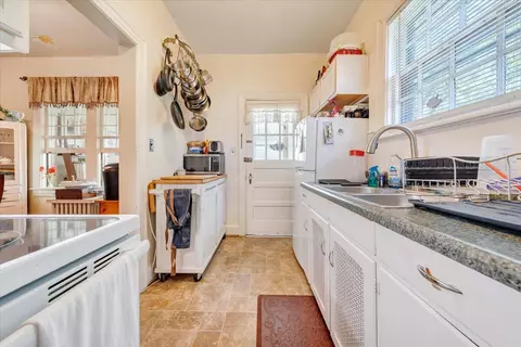 2302 Longview Ave SW, Roanoke, VA 24014 photo 6