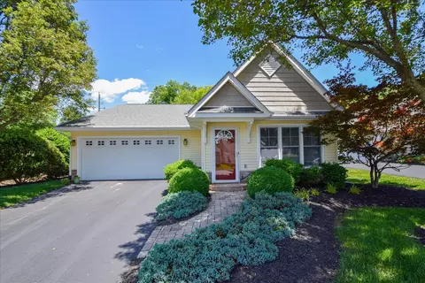 5202 Bradford Cir, Roanoke, VA 24018