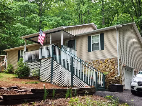 208 Silver Shadow Rd, Hardy, VA 24101