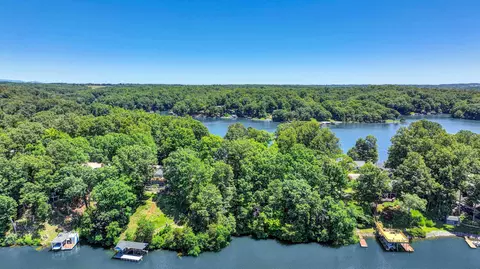 lot27 A Long Island Dr, Moneta, VA 24121